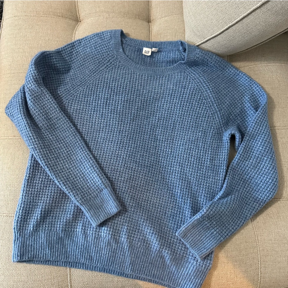 Gap sweater - Ladies size Medium